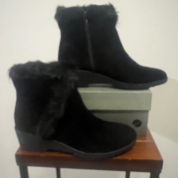 Adam Tucker By Me Too Noble14 Black Bootie 9.5 - Picture 2 of 4